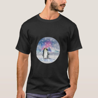 Camiseta Mother Penguin with A Chick