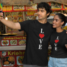 Motif Coração Clássico LOVE com Torção Moderna