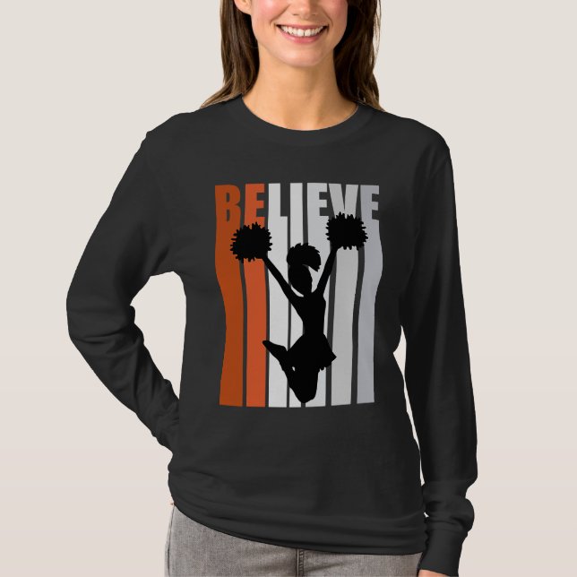 Camiseta Motivational Girls Cheerleading Womens Believe Ora (Frente)