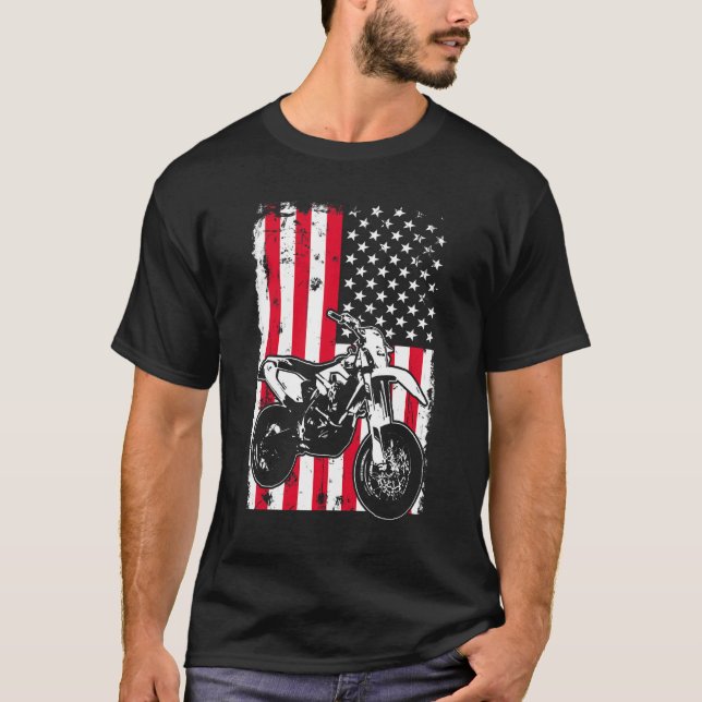 Camiseta Motocicleta Com Bandeira Americana Quarto Quarto D (Frente)