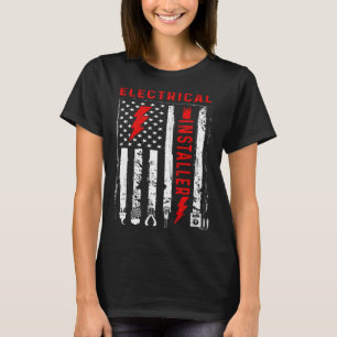 Camiseta Motor de Engenheiro Elétrico com Gráfico Retroativ