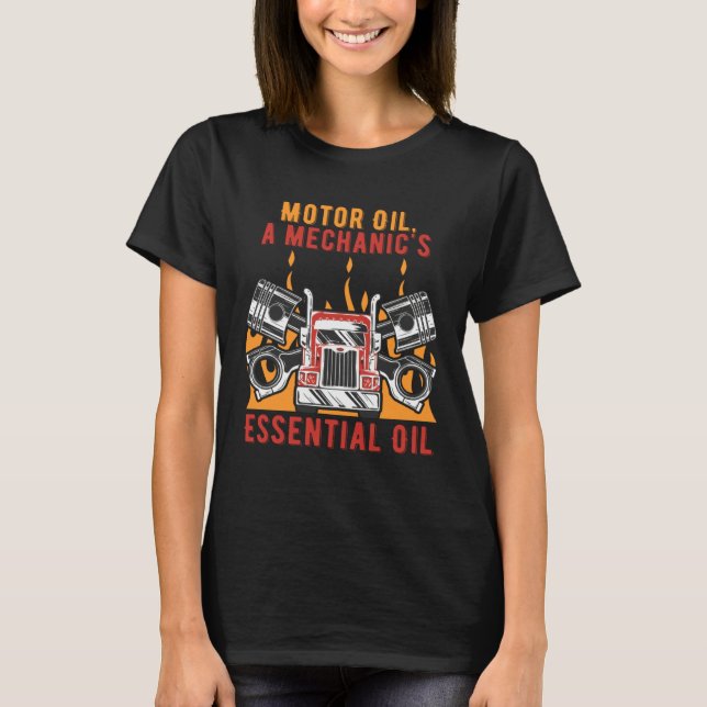 Camiseta Motor Oil Essential Oil  Car  Humor Car Enthusiast (Frente)