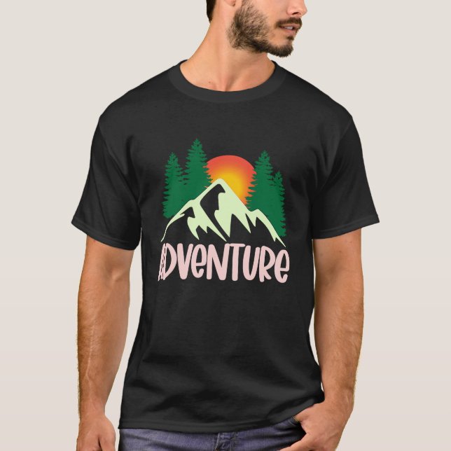 Camiseta Mountain & Lake Adventurer Forest explorer (Frente)
