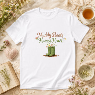 Camiseta Muddy Boots, Happy Heart Cottagecore 