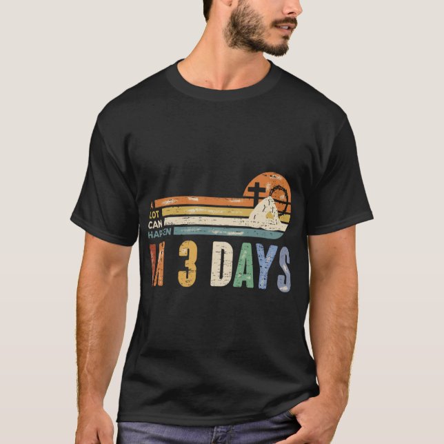 Camiseta Muita Coisa Pode Acontecer Em 3 Dias De Retrorizaç (Frente)