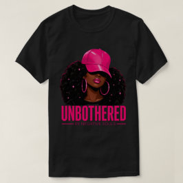 Camiseta Mulher Afro com Boné Rosa Sem Preocupações Arte Ur