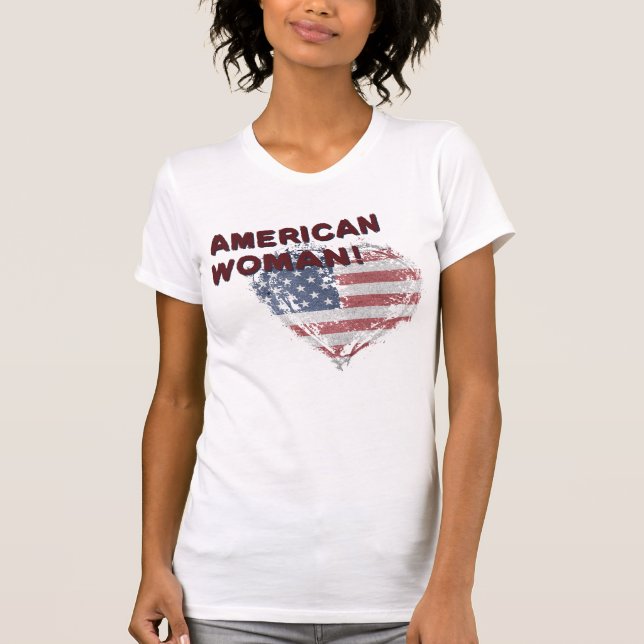 Camiseta Mulher Americana (Frente)