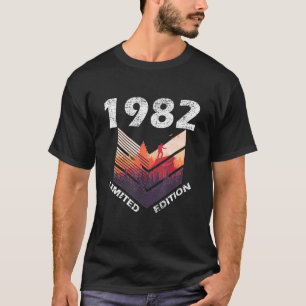 Camiseta Mulher aniversário de 40 anos a caminhar Vintage 1
