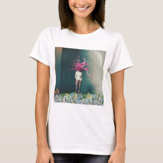 Camiseta Mulher com Cabelo de Flamingo Rosa em um Sonho