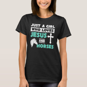 Camiseta Mulher Devota de Cristo Apenas Uma Menina Que Ama