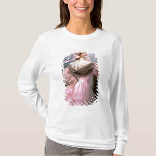 Camiseta Mulher elegante em um jardim de rosas