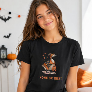 Camiseta Mulher Ganso Buzina ou Doce de Halloween