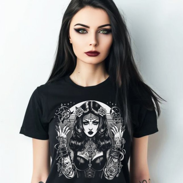 Camiseta Mulher Gótica Tatuada (Criador carregado)