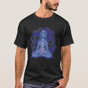 Camiseta Mulher inspirada meditando Yoga Chakras Om Espirit