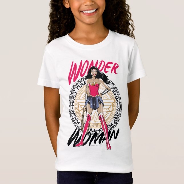 Camiseta Mulher Maravilha com emblema tribal grego (Frente)