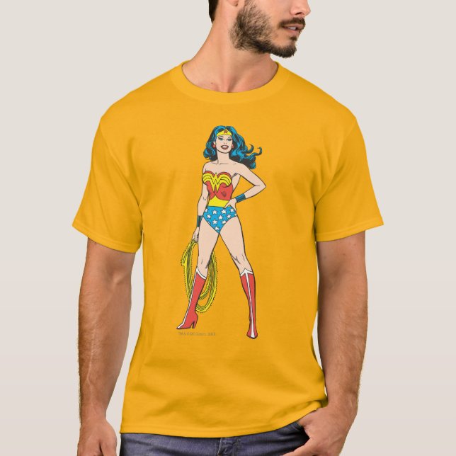Camiseta Mulher Maravilha em pé (Frente)