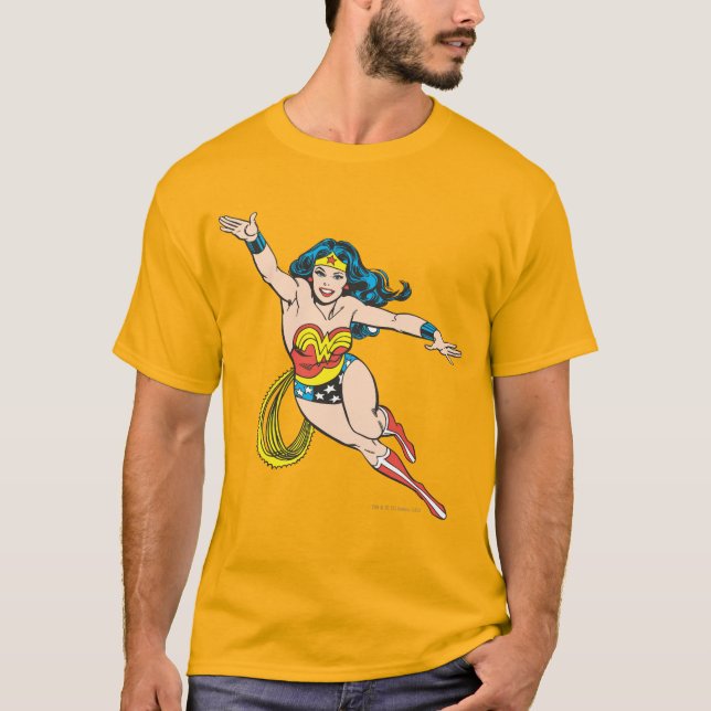 Camiseta Mulher Maravilha Voando para a Frente (Frente)