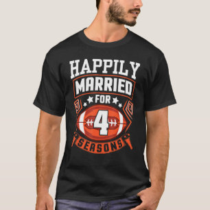Camiseta Mulher Marido Casou Feliz Por 4 Anos De Futebol