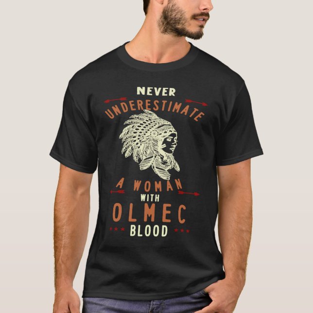 Camiseta Mulher Nativa Americana Olmec Nunca Subesti (Frente)