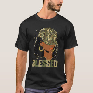 Camiseta Mulher Negra Bendita Rezando Cristã Africana