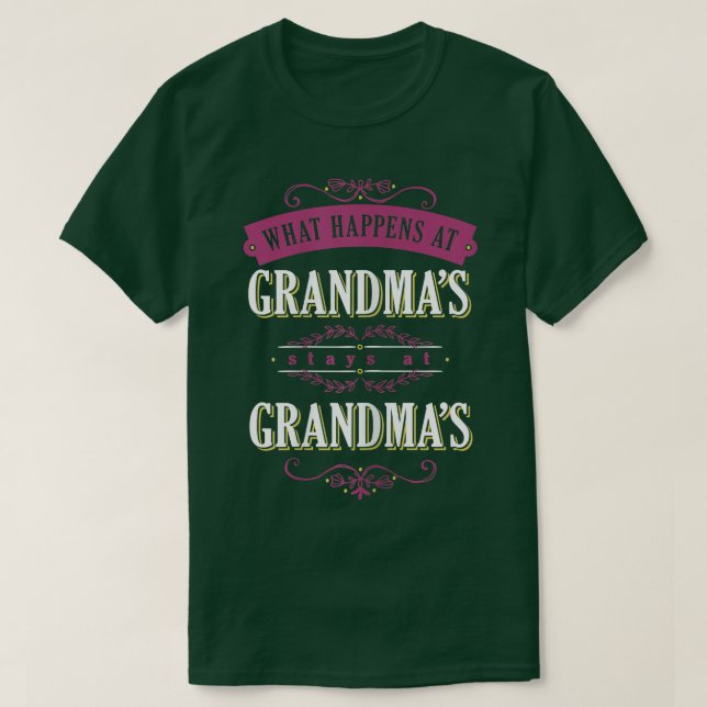 Camiseta Mulher: O que acontece no D da Mãe Feliz da Avó? (Frente do Design)