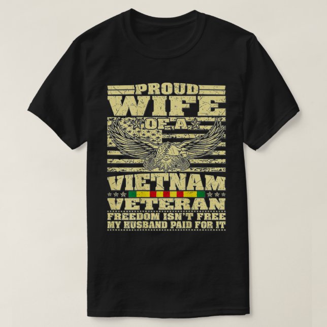 Camiseta Mulher Orgulhosa Da Liberdade Militar Veterana Do  (Frente do Design)