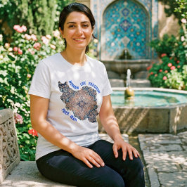 Camiseta Mulher Vida Liberdade | Tapete Persa Azul