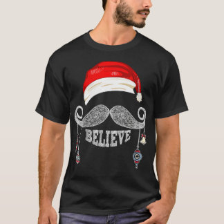 Camiseta Mulheres acreditam em Papais noeis de Natal bigode