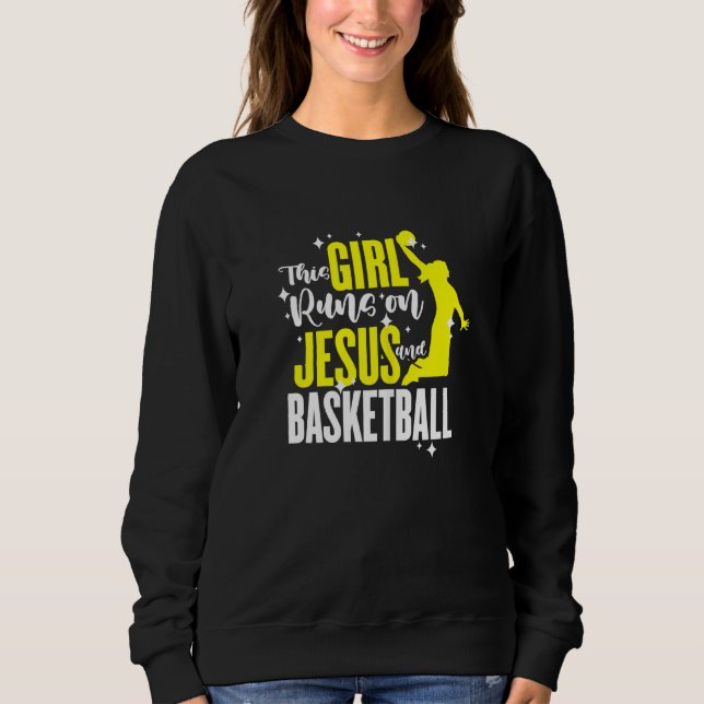Camiseta Mulheres Basquete Essa Garota Funciona Com Jesus E (Frente)