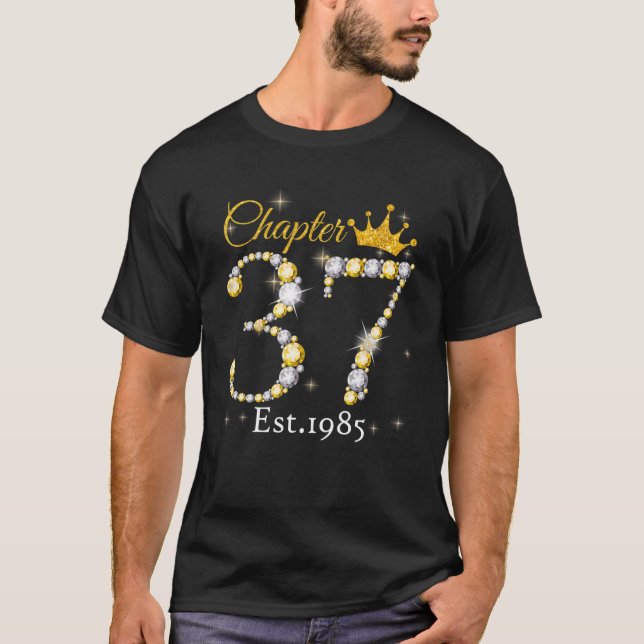 Camiseta Mulheres Capítulo 37 EST 1985 37 Anos 37 (Frente)