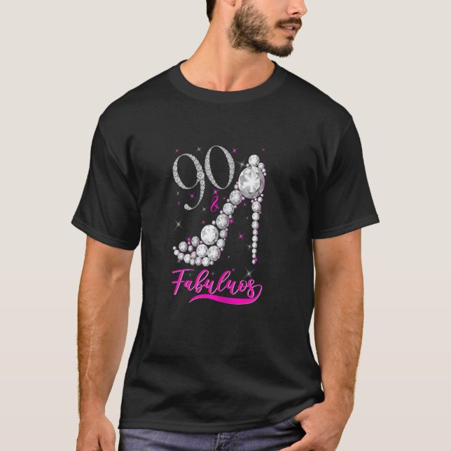 Camiseta Mulheres Com 90 Anos Fabulosas Calçados Da Coroa D (Frente)