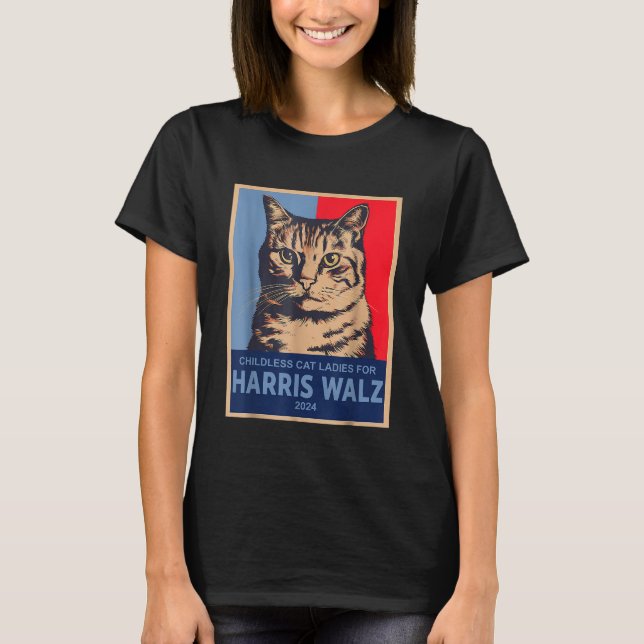 Camiseta Mulheres De Gato Imediatas Para Kamala Harris 24 (Frente)