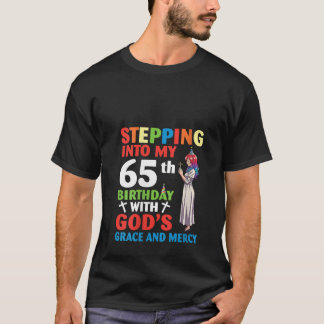 Camiseta Mulheres Entrando Em Meu 65º Aniversário Com A Gra