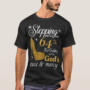 Camiseta Mulheres entrando no meu 64º aniversário com o G