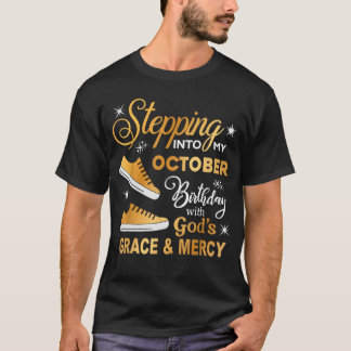 Camiseta Mulheres Entrando No Meu Aniversário De Outubro Co