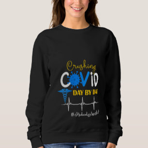Camiseta Mulheres Esmagando Covid Dia Por Dia Assistente Mé