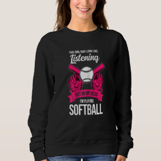Camiseta Mulheres essa garota com quem estou jogando softba