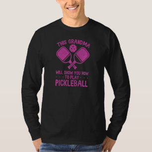 Camiseta Mulheres Esta Avó Vai Mostrar Como Jogar Pick