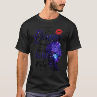 Camiseta Mulheres Esta Rainha Foi Nascer Em Julho, Aniversá