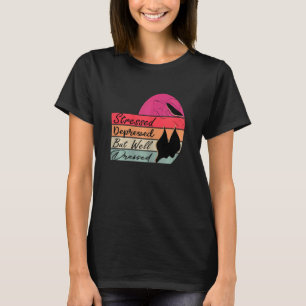 Camiseta Mulheres Estressadas Deprimidas Mas Bem Vestidas