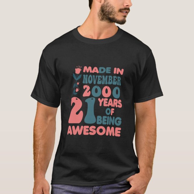 Camiseta Mulheres Feitas Em Novembro De 2000 Feliz Aniversá (Frente)