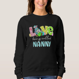 Camiseta Mulheres Gnomo Ama Ser Chamada de Nanny Páscoa Fam