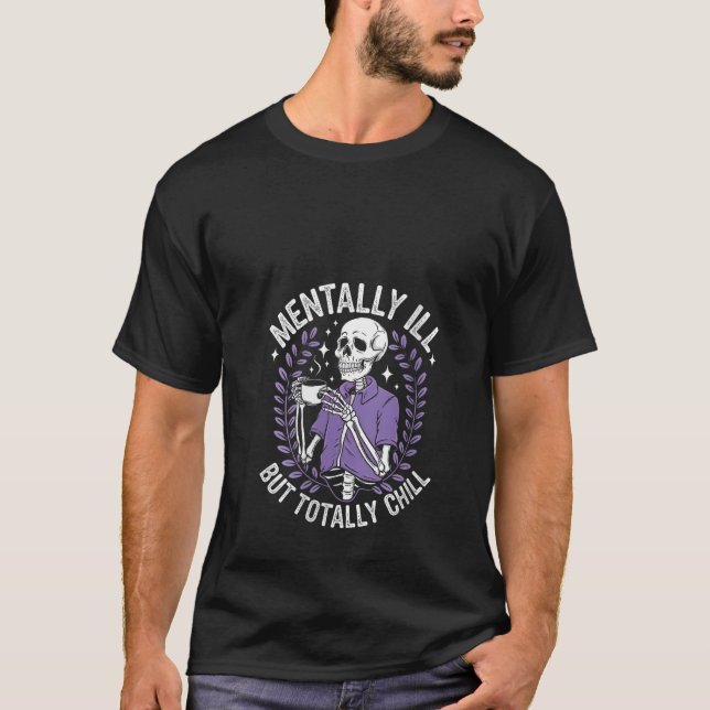 Camiseta Mulheres Mentalmente Doentes Mas Totalmente Enchen (Frente)