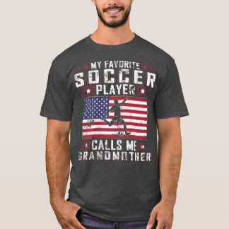 Camiseta Mulheres Meu Jogador De Futebol Favorito Me Chama 