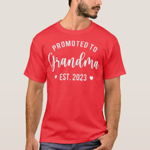 Camiseta Mulheres promovidas à vovó 2023 Avó Premiu