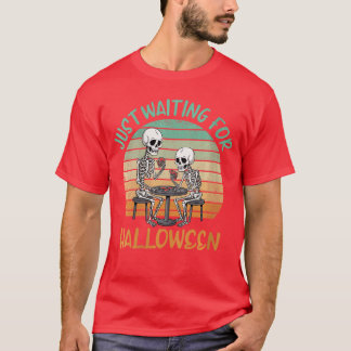 Camiseta Mulheres Só Esperando Pelo Halloween Esqueleto d J