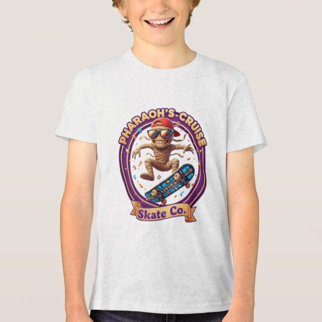CAMISETA MUMIA NUM SKATEBOARD (Frente)