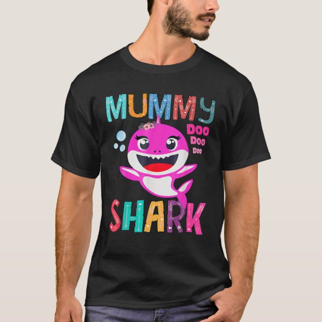 Camiseta Mummy Shark Doo Doo - Tubarão-Mamãe (Frente)