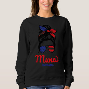 Camiseta Muncie Indiana Retro Messy Bun