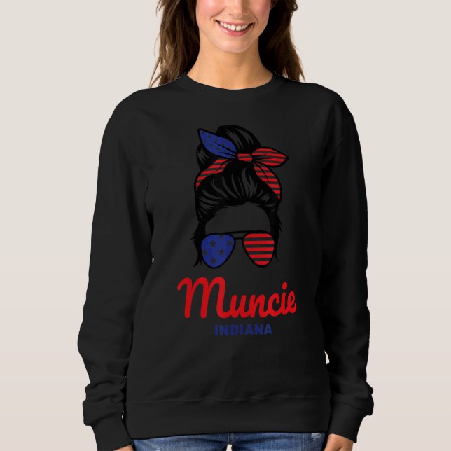 Camiseta Muncie Indiana Retro Messy Bun (Frente)